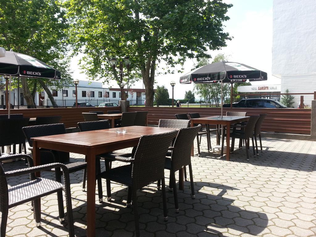 Ádám Apartmanház Siofok Ngoại thất bức ảnh